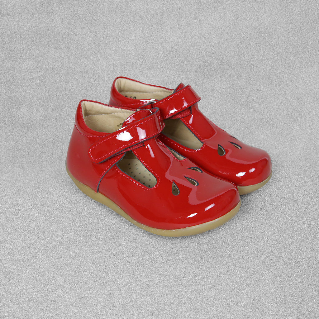 Girls red best sale patent leather shoes