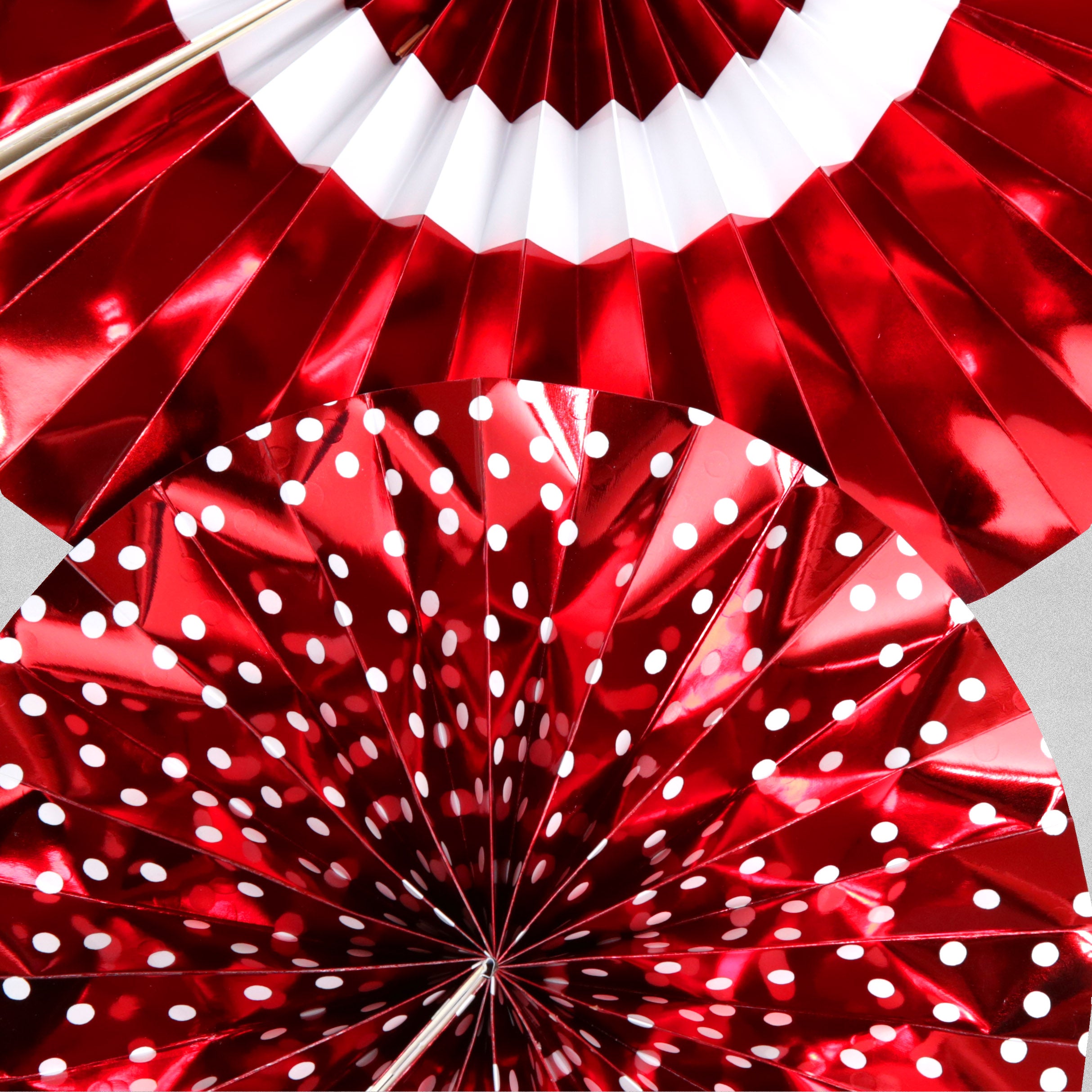 Neviti Pinwheel Decorations - Red and White - 5pcs