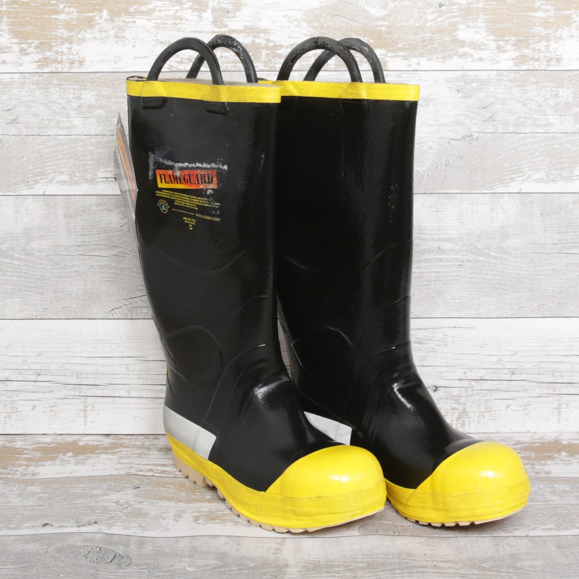 De-Branded Flameguard Safety Wellington Boots UK7