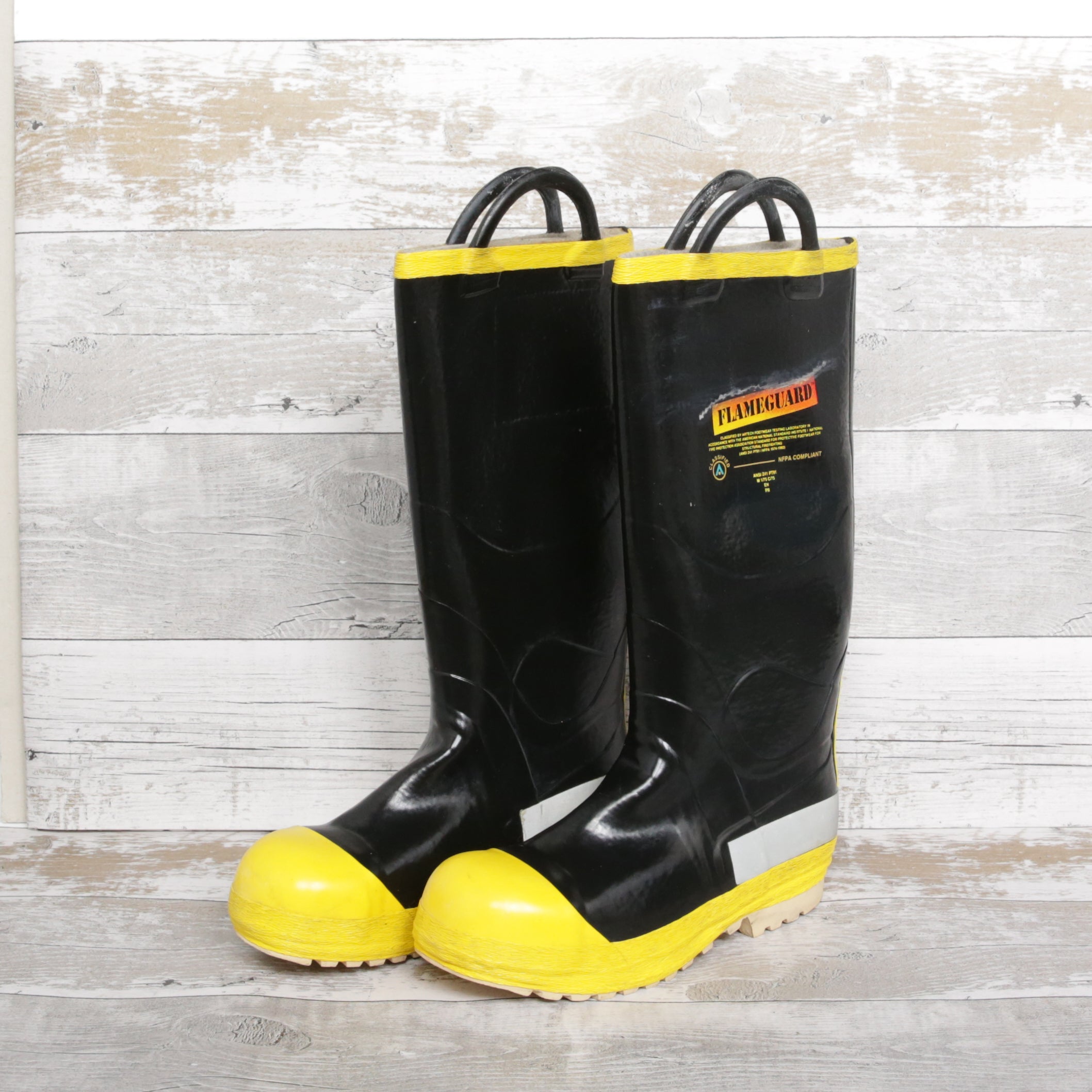 De-Branded Flameguard Safety Wellington Boots UK7