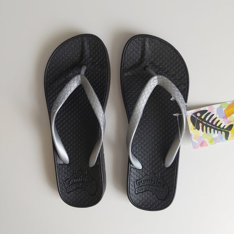 Gumbies Flip Flops Black with Silver Strap UK Size 2 3 In